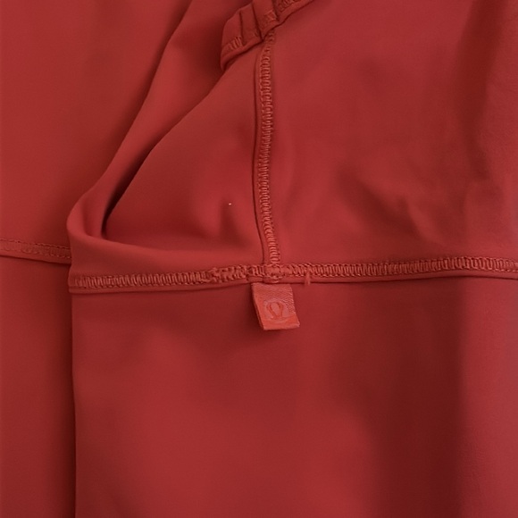 HOT PINK REVERSIBLE LULULEMON TANK TOP!! - Picture 2 of 3